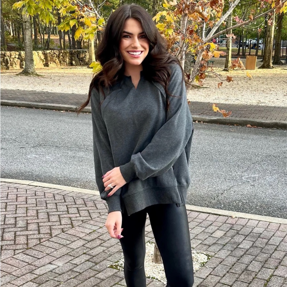 OVERSIZED NURSING CREWNECK SWEATSHIRT - DARK GRAY